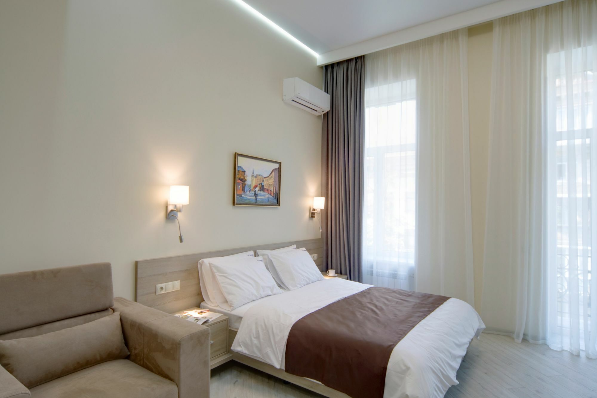 Summit Otel Kiev